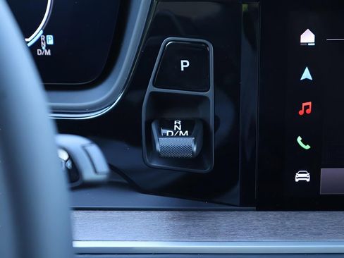 New 2025 Porsche Cayenne AWD/4WD image 23