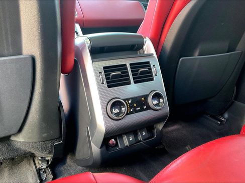 Used 2021 Land Rover Range Rover Sport HST image 34