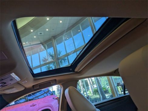 Certified 2025 Lexus ES 350 350 w/ Premium Package image 18