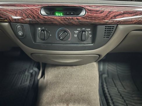 Used 2001 Mercury Grand Marquis GS image 17