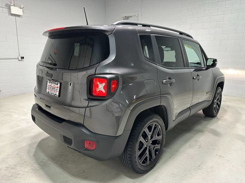 Used 2019 Jeep Renegade Altitude w/ Quick Order Package 2XM AWD/4WD image 6