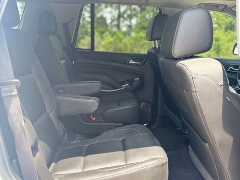 Used 2019 Chevrolet Tahoe LT RWD image 17