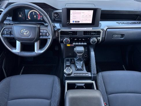 Used 2024 Toyota Tacoma SR5 AWD/4WD image 14