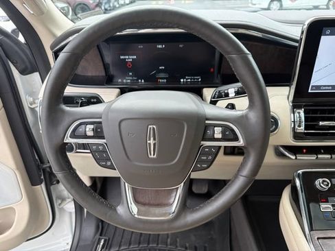 Used 2021 Lincoln Navigator L Reserve AWD/4WD image 23