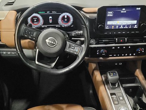 Used 2022 Nissan Pathfinder Platinum w/ Cargo Package AWD/4WD image 22