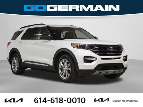 Used 2022 Ford Explorer XLT w/ Equipment Group 202A image 5