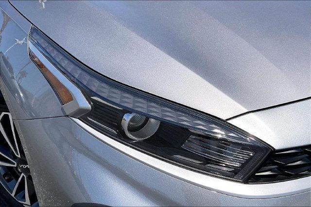 Used 2023 Kia Forte LXS FWD image 27
