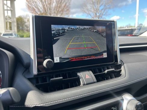 Used 2024 Toyota RAV4 XLE image 25