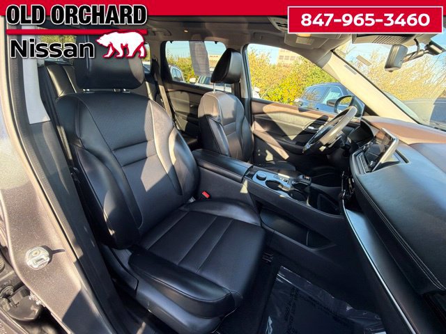 Used 2022 Nissan Rogue SV w/ SV Premium Package AWD/4WD image 10