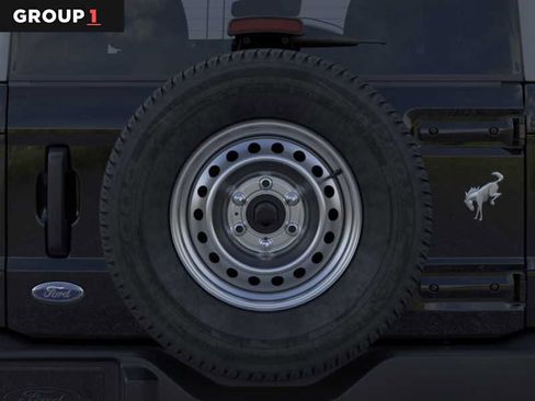 New 2025 Ford Bronco 4-Door image 1