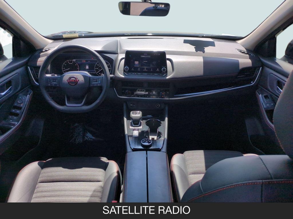 Certified 2026 Nissan Rogue SV AWD/4WD image 13
