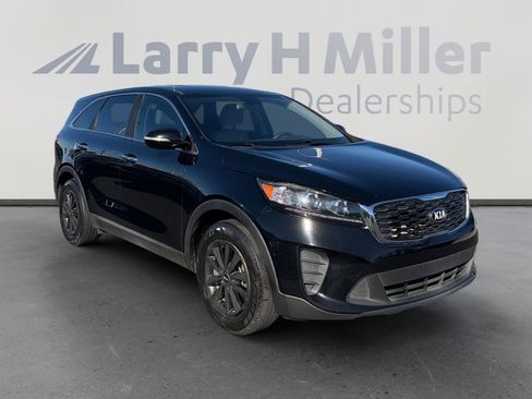 Used 2020 Kia Sorento LX image 7