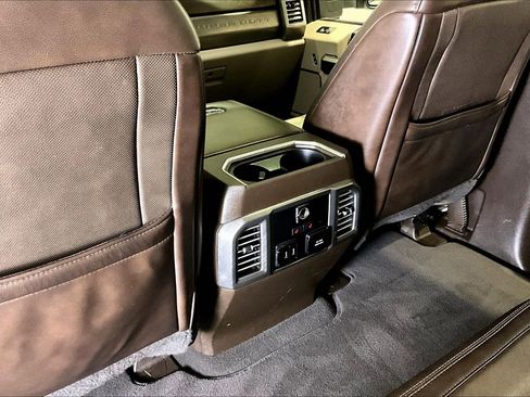 Used 2019 Ford F350 Limited image 11