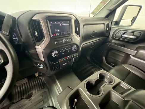 Used 2024 Chevrolet Silverado 2500 W/T w/ WT Convenience Package image 26