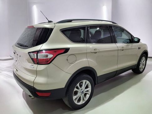 Used 2018 Ford Escape SE image 20