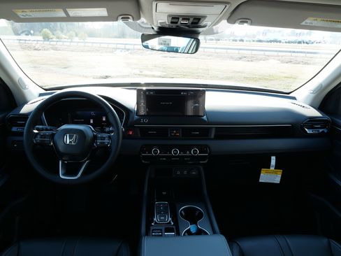New 2026 Honda Pilot Touring image 20