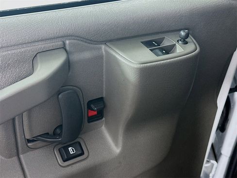 Used 2022 Chevrolet Express 2500 w/ Driver Convenience Package image 24