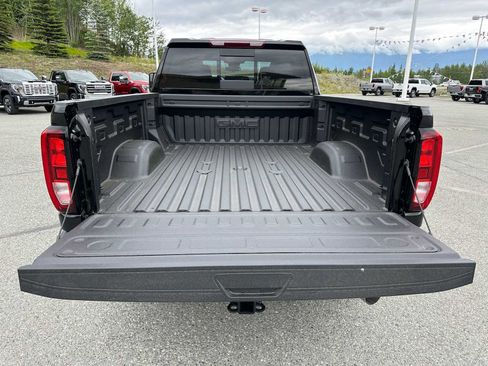 New 2025 GMC Sierra 3500 SLE w/ Preferred Package image 19