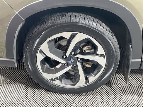 Used 2022 Subaru Forester Touring image 28