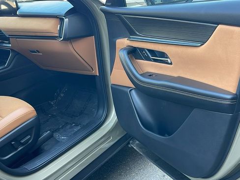 New 2025 MAZDA CX-70 3.3 Turbo S w/ Premium Plus image 35