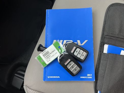 Certified 2017 Honda HR-V EX-L image 31