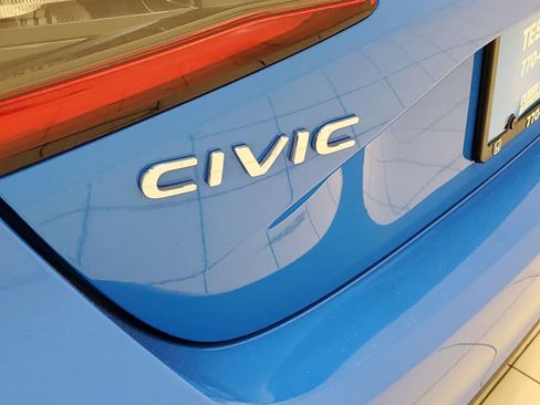 Certified 2025 Honda Civic Sport image 19