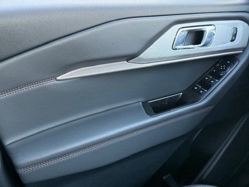 New 2026 Ford Explorer Active w/ Active Comfort Package image 31
