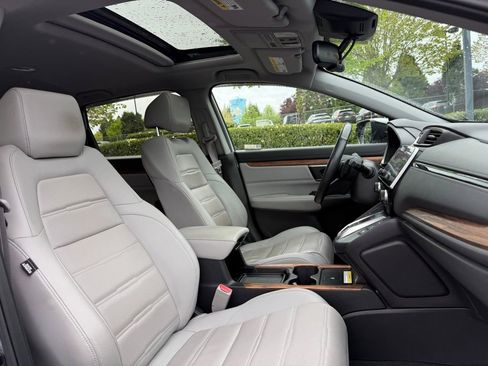 Used 2020 Honda CR-V Touring image 27