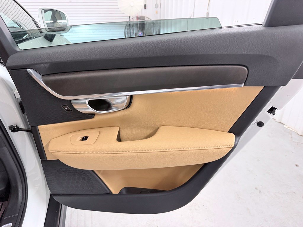 Used 2018 Volvo V90 T5 Cross Country w/ Convenience Package AWD/4WD image 36