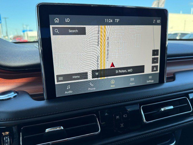Used 2024 Lincoln Aviator Reserve AWD/4WD image 23