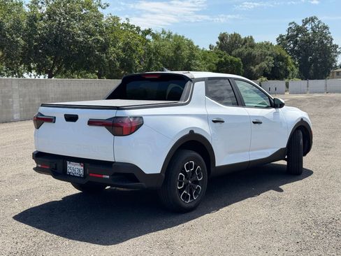 Used 2022 Hyundai Santa Cruz SEL FWD image 3