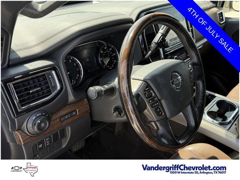 Used 2020 Nissan Titan Platinum Reserve w/ Protection Package 2 AWD/4WD image 11