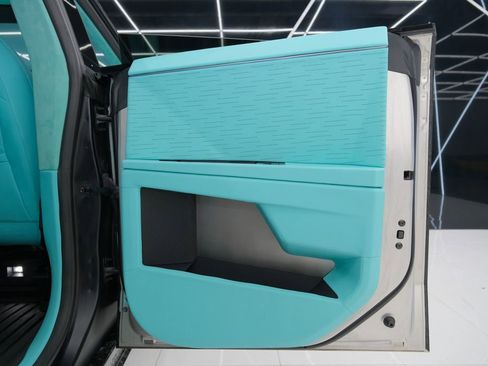 Used 2025 Tesla Cybertruck AWD Crew Cab image 44