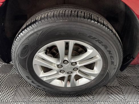 Used 2021 Buick Enclave Essence image 17