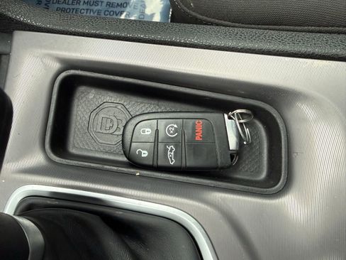 Used 2023 Dodge Charger R/T w/ Cold Weather Package image 32