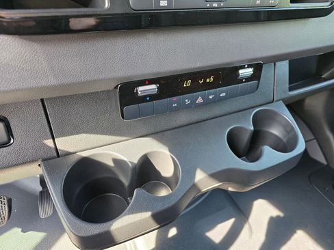 New 2025 Mercedes-Benz Sprinter 2500 image 26