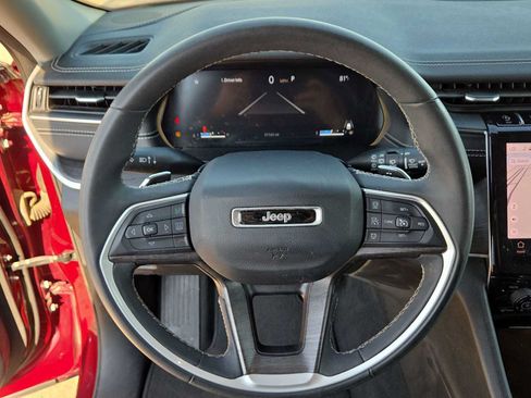 Used 2023 Jeep Grand Cherokee L Limited RWD image 19