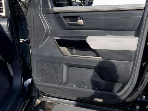 Used 2024 Toyota Tundra Limited AWD/4WD image 23