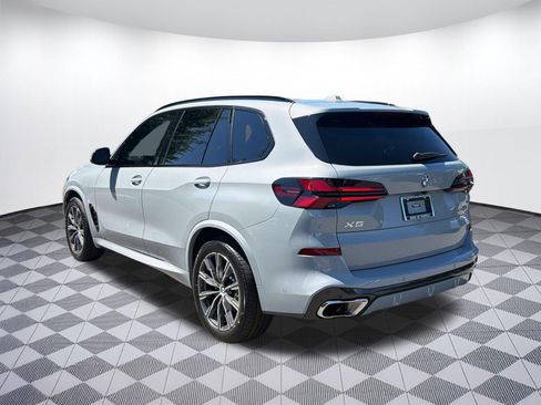 Certified 2024 BMW X5 xDrive40i w/ M Sport Package AWD/4WD image 3