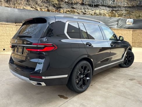 New 2026 BMW X7 xDrive40i w/ Premium Package AWD/4WD image 3