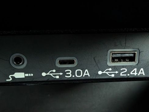 Used 2025 Subaru Forester Limited image 23