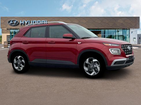 New 2025 Hyundai Venue SEL image 10