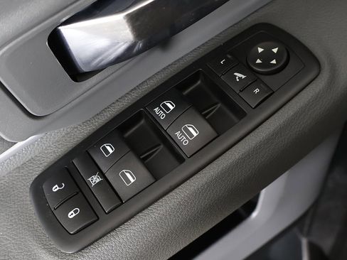 Used 2016 RAM 1500 Outdoorsman image 35