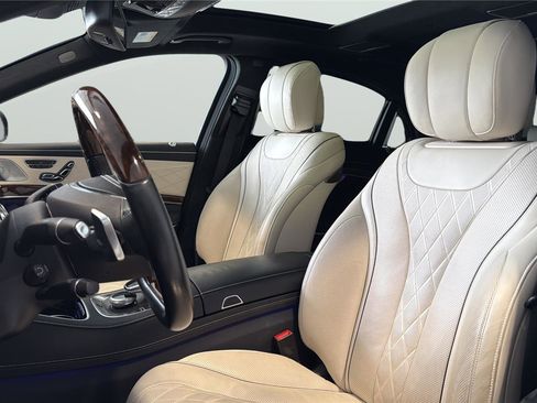 Used 2015 Mercedes-Benz S 550 4MATIC Sedan image 11