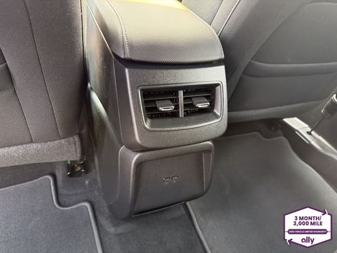 Used 2025 Chevrolet Equinox EV LT FWD image 12