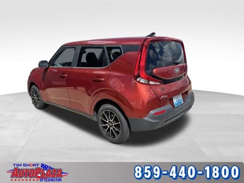 Used 2021 Kia Soul LX FWD image 2