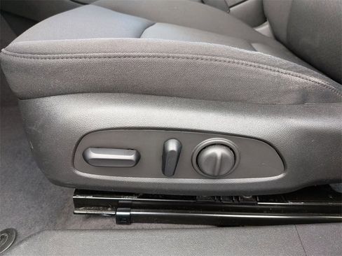 Used 2023 Chevrolet Malibu LT image 13