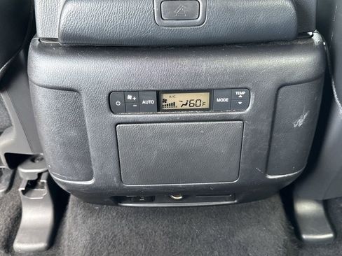 Used 2023 Nissan Armada SL RWD image 34