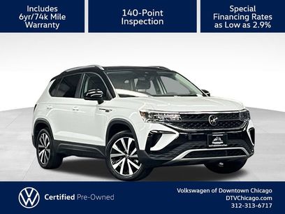 Used 2023 Volkswagen Taos SE w/ Panoramic Sunroof Package