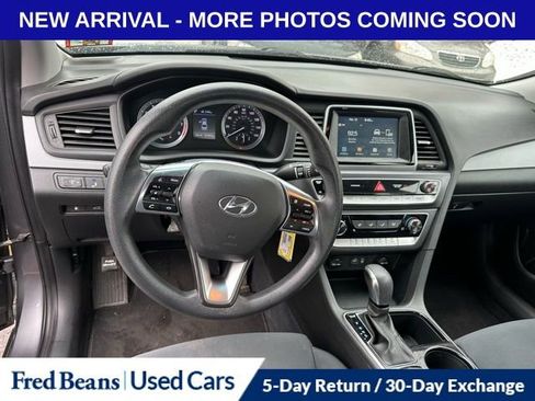 Used 2018 Hyundai Sonata SE image 11
